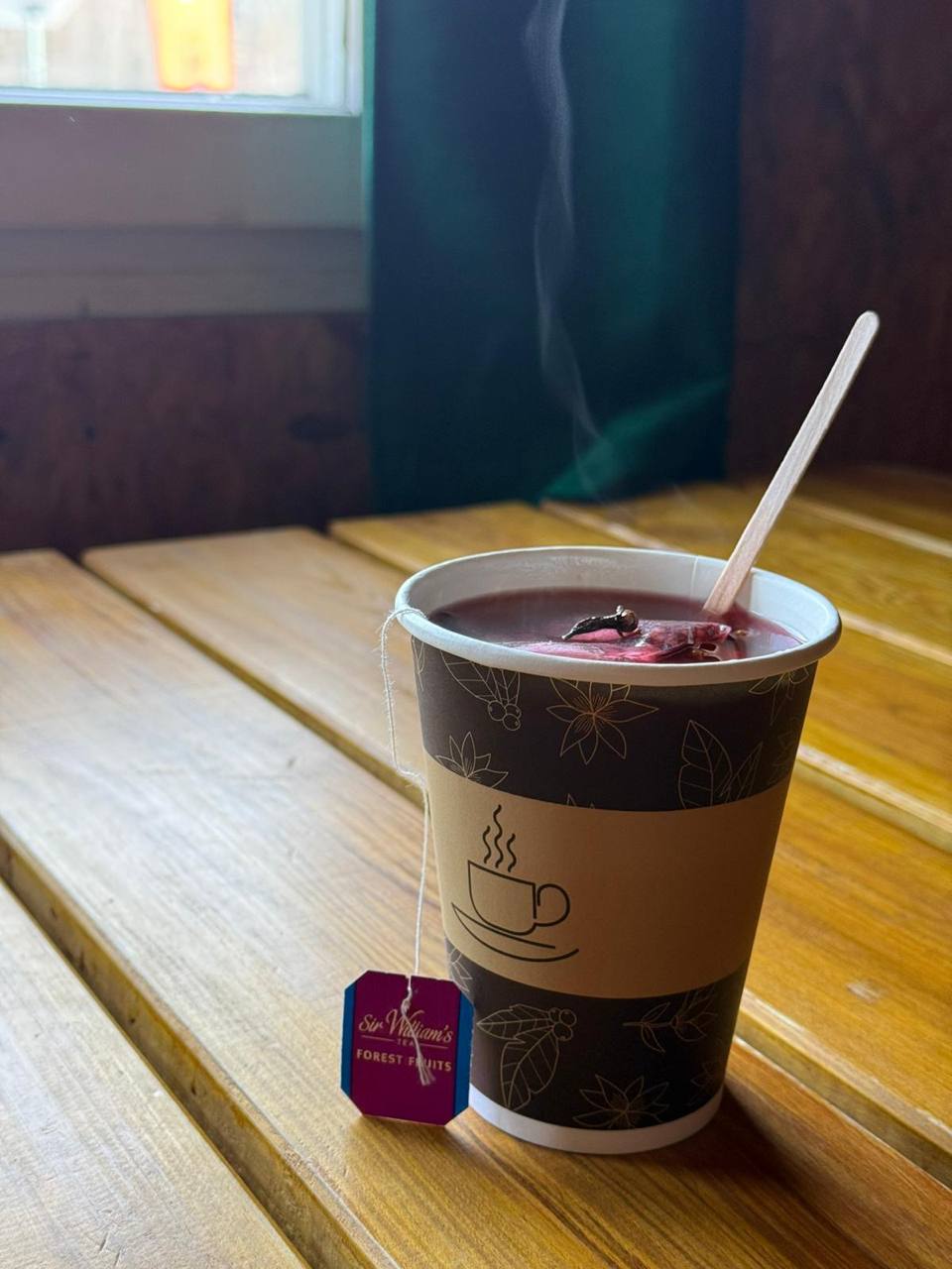 Strefa gastronomiczna Super Smak przy stoku